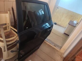 Predám dvere Hyundai Santa fe 2.2 CRDi 114kw rv2008