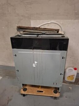 Darujem umyvacku Whirlpool - nefunkcna