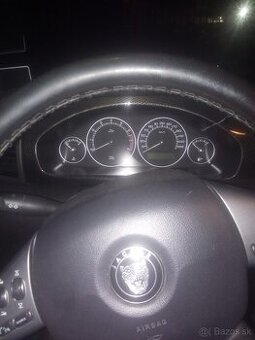 Kúpim funkčný tachometer na Saab 93/2002 - 2012