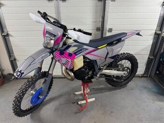 Husqvarna TE 250 2024