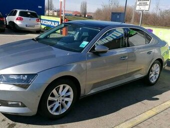 Škoda superb 1.6tdi 88kw