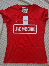 Predám krásne červené tričko Moschino - 1
