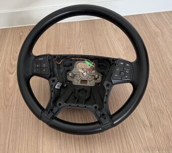 Predam volant z Volvo xc60 r.v.2013