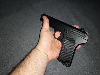 Pištoľ TT-33 Tokarev - replika, kov(nová)