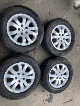 215/65R16 5x114,3 letne Honda