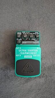 Gitarový efekt Behringer US 600