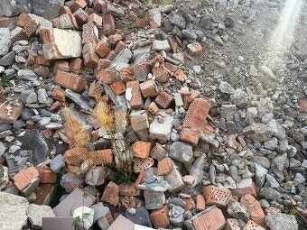 Darujem suť za odvoz DT