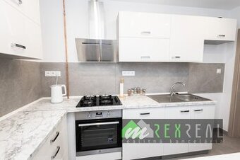 Prenájom 2 izbového bytu s balkónom, Veľký Krtíš.