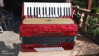 Harmonika -Akordeon.Delícia Carmen, červená perleť,80basová.
