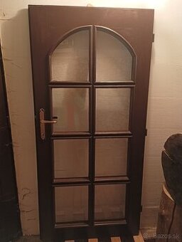 Drevené presklené dvere