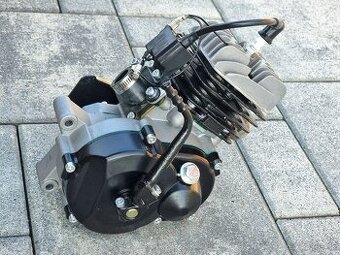 Motor NRG 50cc, dvojtaktný 6,7 Kw