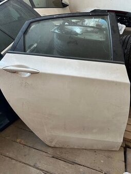 Zadné prave dvere Hyundai i30 2012-2016
