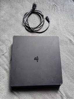 Playstation 4 500GB slim