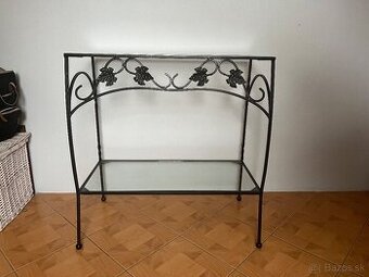 Kovaný konzolový stolík