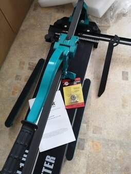 Rezačka na dlažbu a obklad