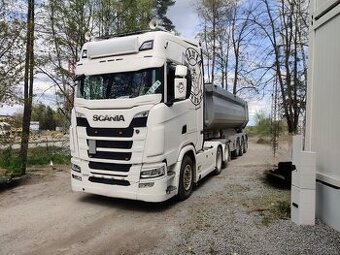 Tahač návěsů SCANIA S500 A6x2NB