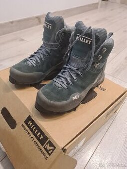 Damska turisticka obuv