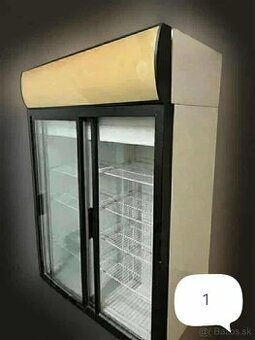 PREDAM VELKE PROFESIONÁLNE GASTRO PRESKLENNE CHLADNIČKY