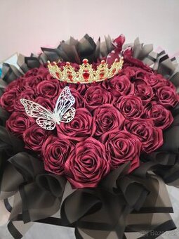 37 ruží v tvare srdca ❤️