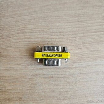 LACNO: Redukcia RS-232 samec