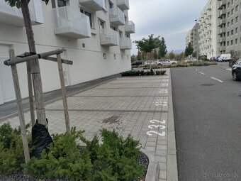 Prenájom parkovacie miesto Ovocné sady - Letisko