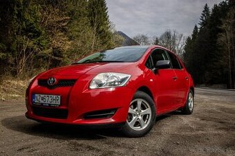 Toyota Auris 1.33 l Dual VVT-i Terra Cool, 74kW, M6, 5d.