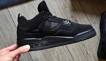 Nike Air Jordan 4 'Black Cat'