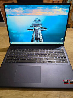 Dell inspiron 16 5645 2025 aj na Hry so 16gb ram Ryzen 7 pro