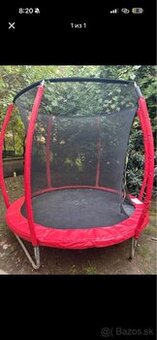 Trampolína