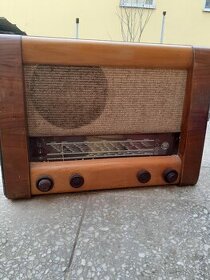 Predám staré rádio zn tesla