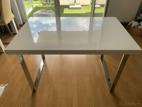 Jedálenský stôl biely 75x120 cm_ výška 75 cm_používaný