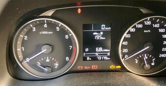 Predám Hyundai Elantra 2017 vo výbornom stave