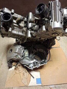 Suzuki sv 1000 motor