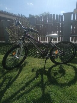 Predám dievčenský bicykel. 24"