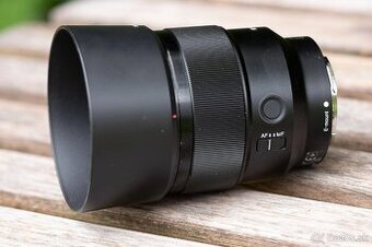 Sony FE 85mm f 1.8