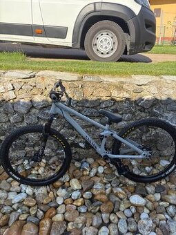 canyon stitched 720
