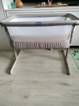 Chicco Next 2 me postieľka
