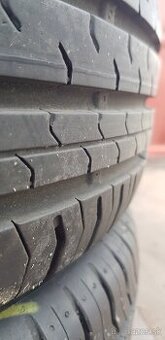 Pneu 165/60 R15