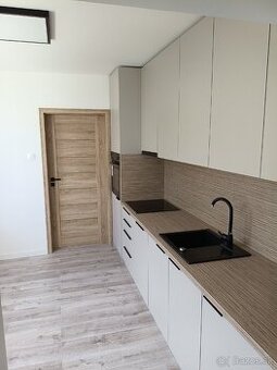 REZERVOVANÉ Na predaj nadštandardný 3,5-izbový byt Sereď