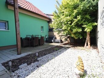 Na prenájom kompletne zariadený 2izb. byt Veľké Leváre