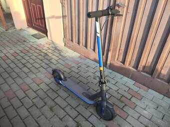 Predam elektricku kolobezku Xiaomi Mi Essential
