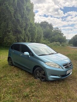 Honda FRV -6 miestna