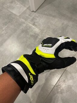 Predám nové koženné rukavice FIVE RFX4 EVO