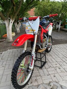 HONDA CR 85