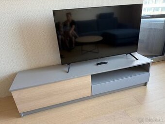TV skrinka