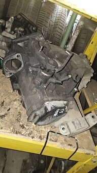 VW T5 PŘEVODOVKA 1.9TDI 77KW