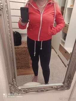 Dámska športová vetrovka