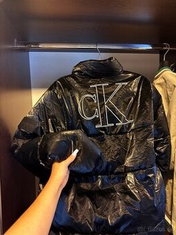 Predám pánsku bundu Calvin Klein