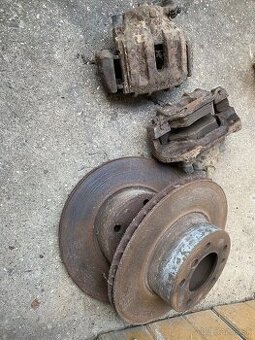 Predam chladene brzdy z BMW e34