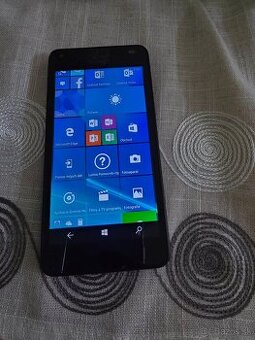 Nokia 550 lumia Windows 10 mobile funkčný bez nabíjačky iba